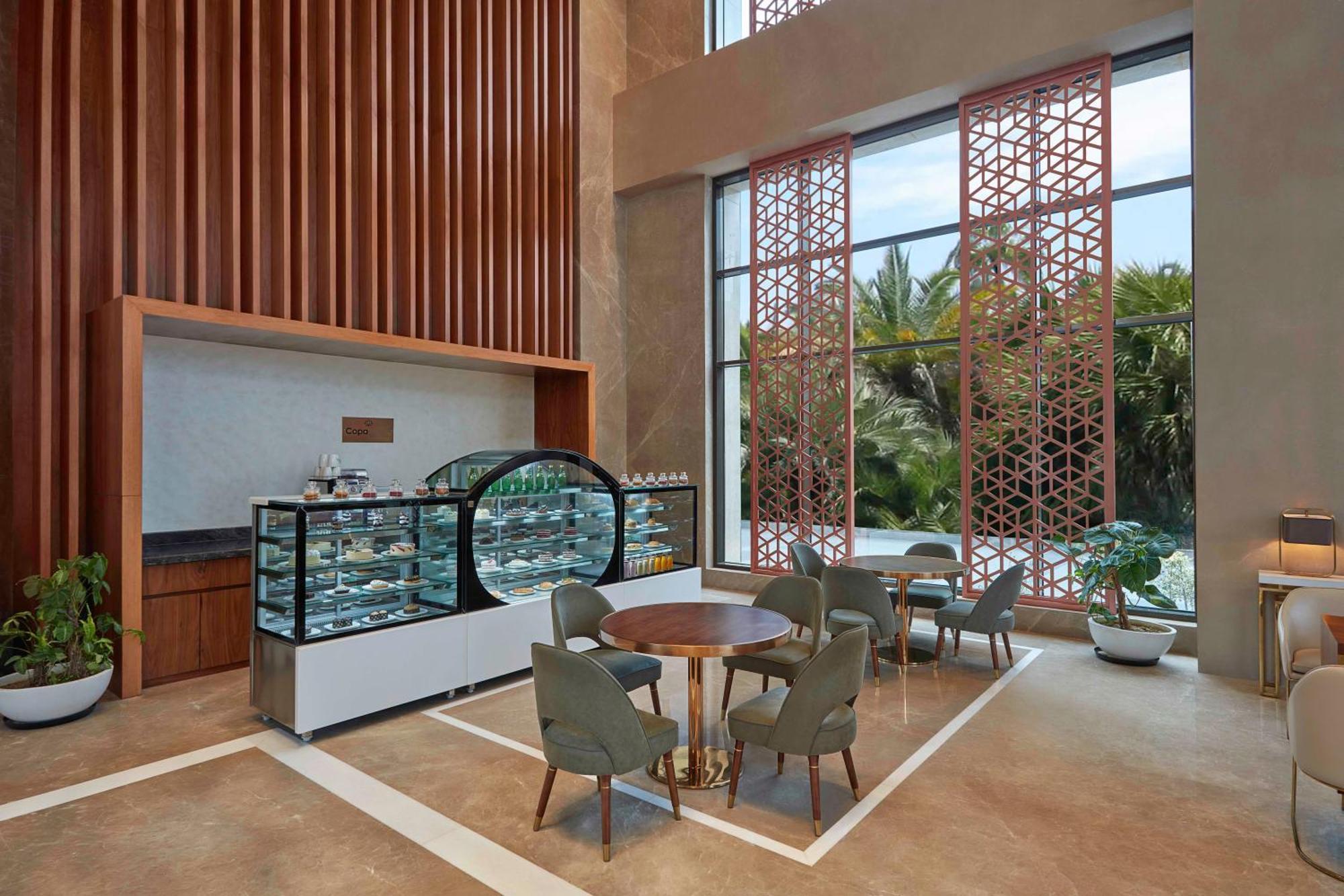 Doubletree By Hilton Varanasi Exterior foto